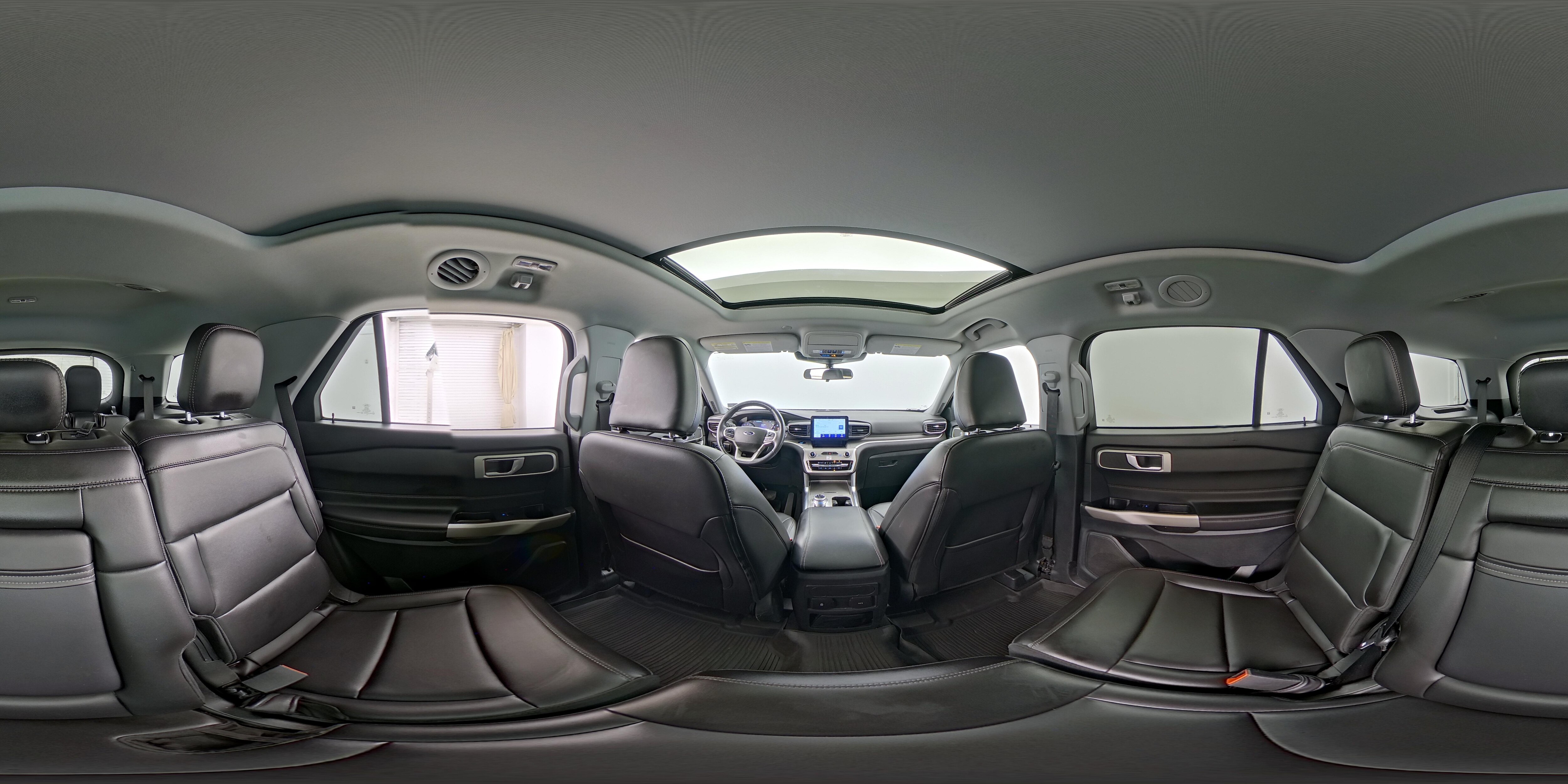 2023 Ford Explorer XLT - Photo 29