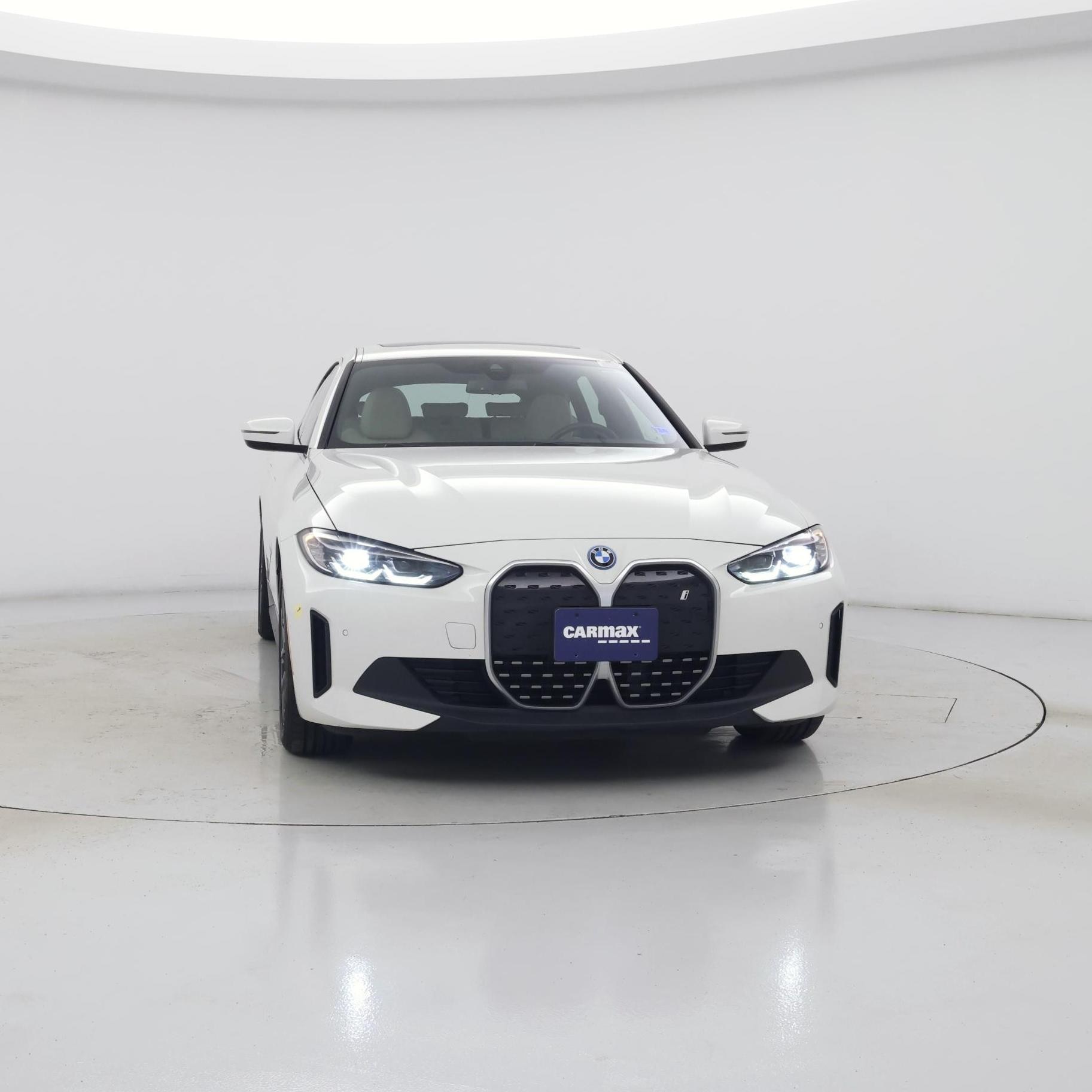 Thumbnail: 2023 BMW i4 - 5