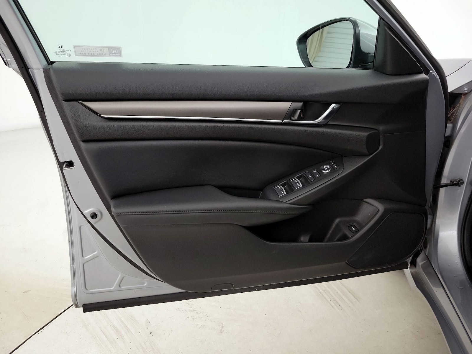 2021 Honda Accord LX - Photo 13