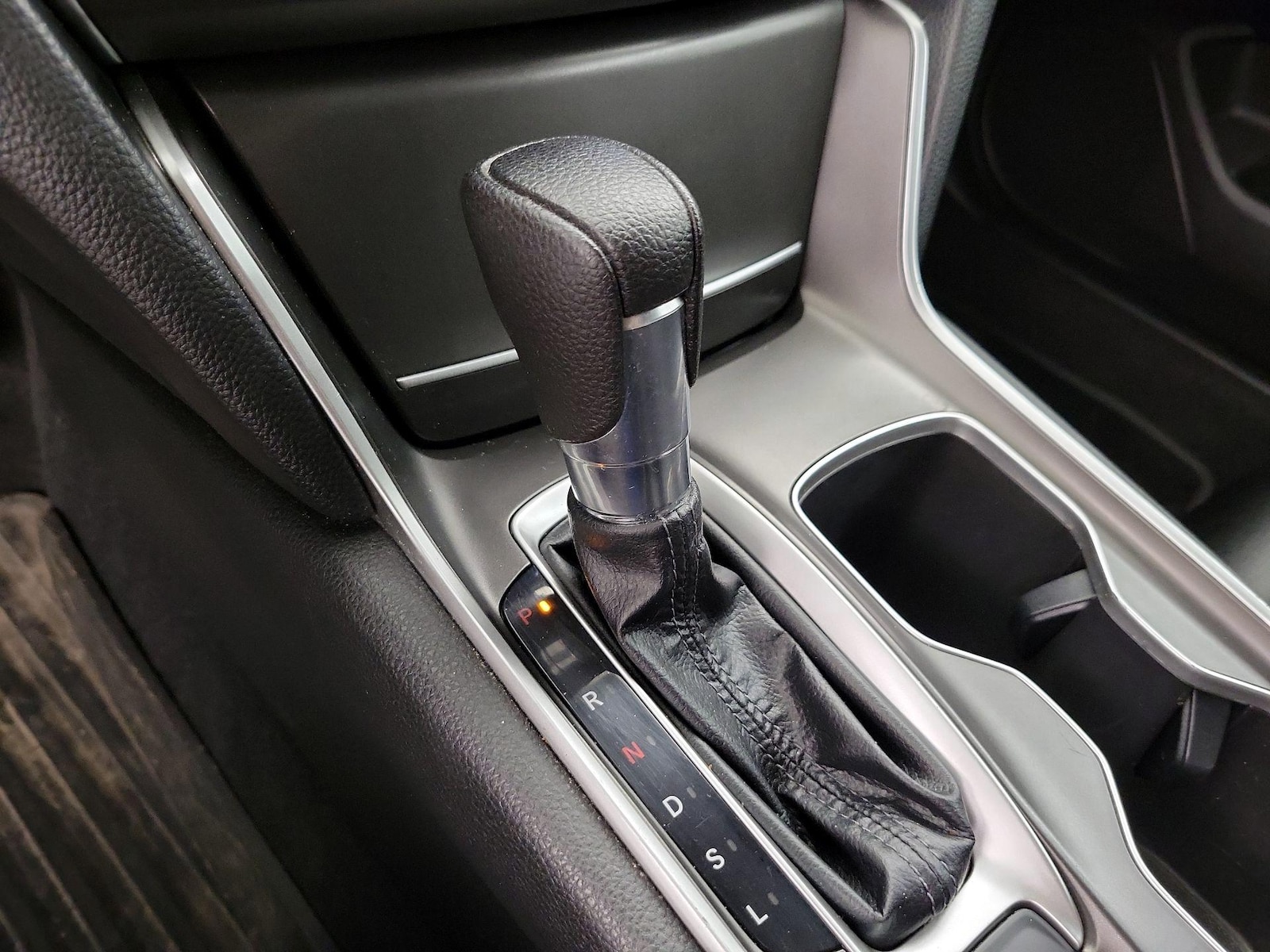 2021 Honda Accord LX - Photo 18