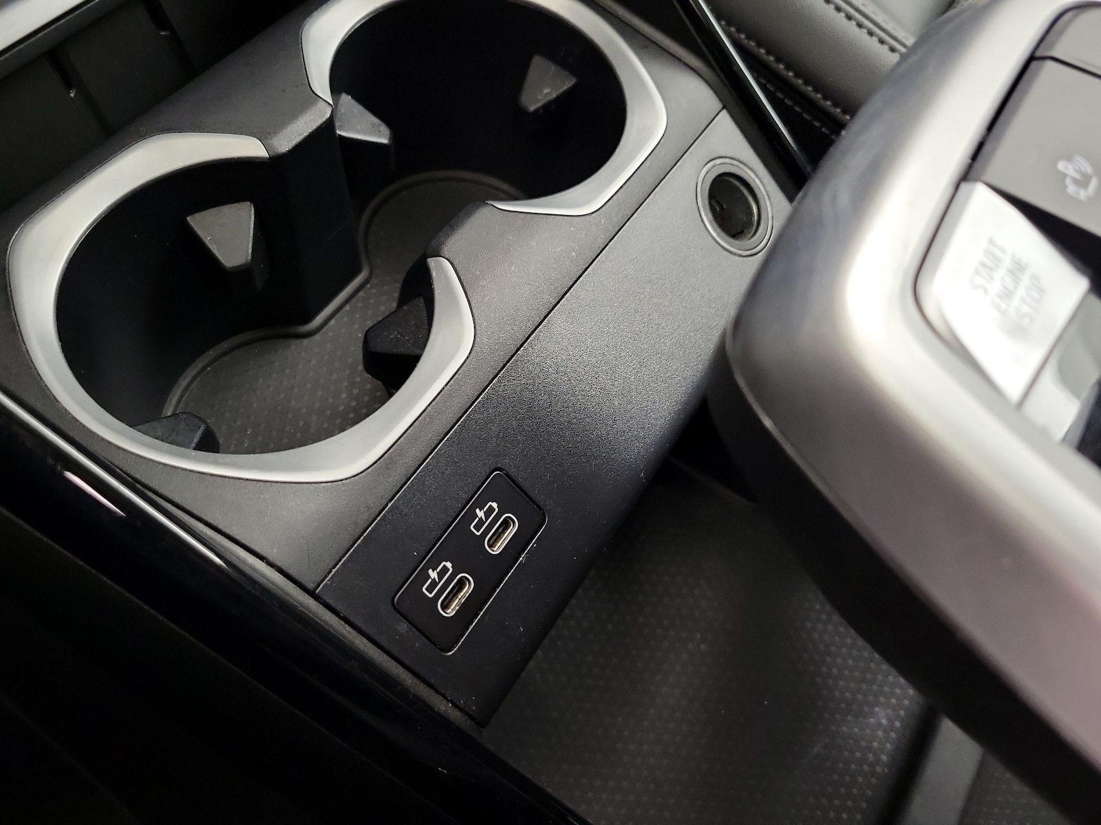 2026 BMW X1 28i - Photo 19