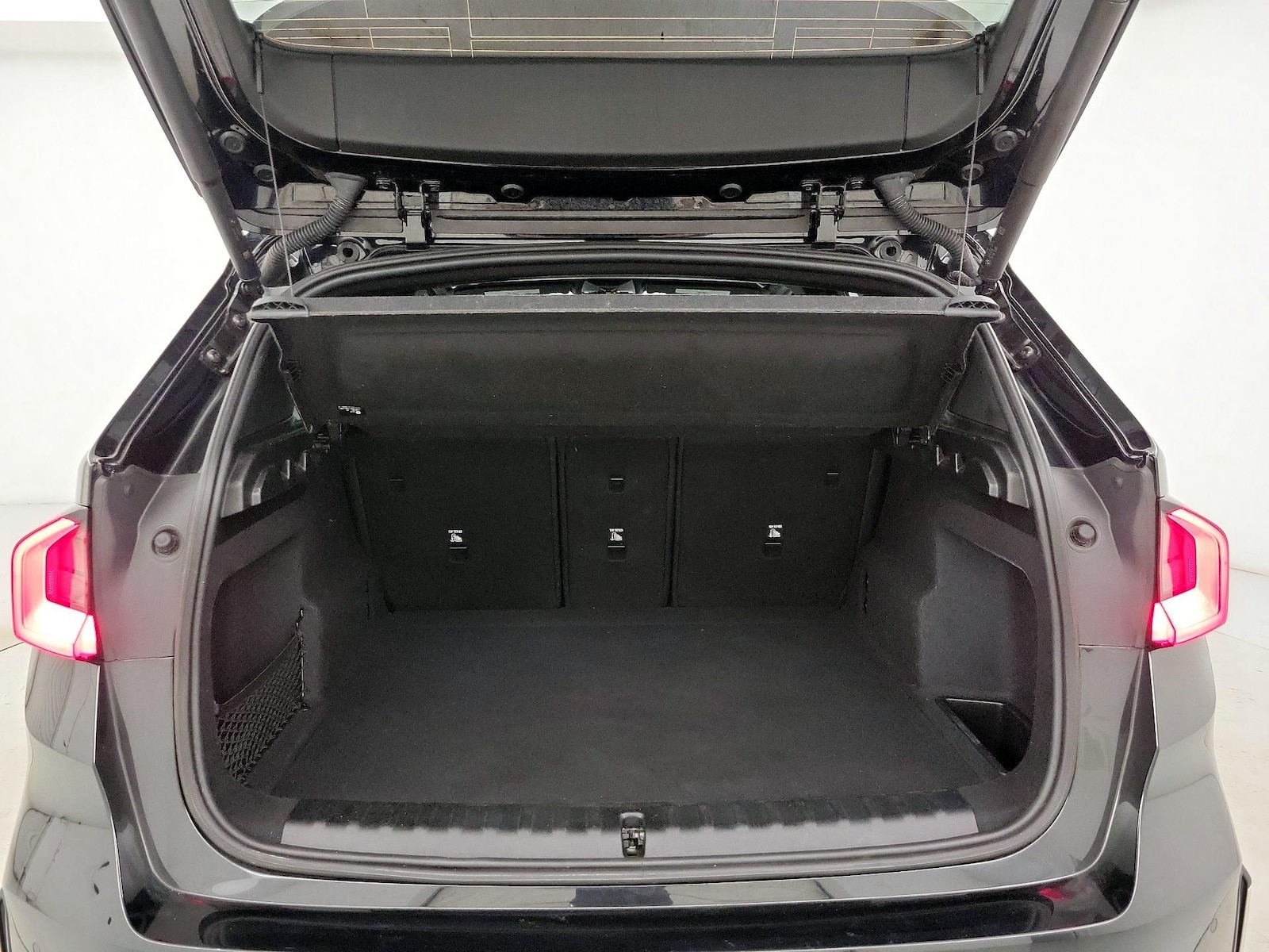 2026 BMW X1 28i - Photo 22