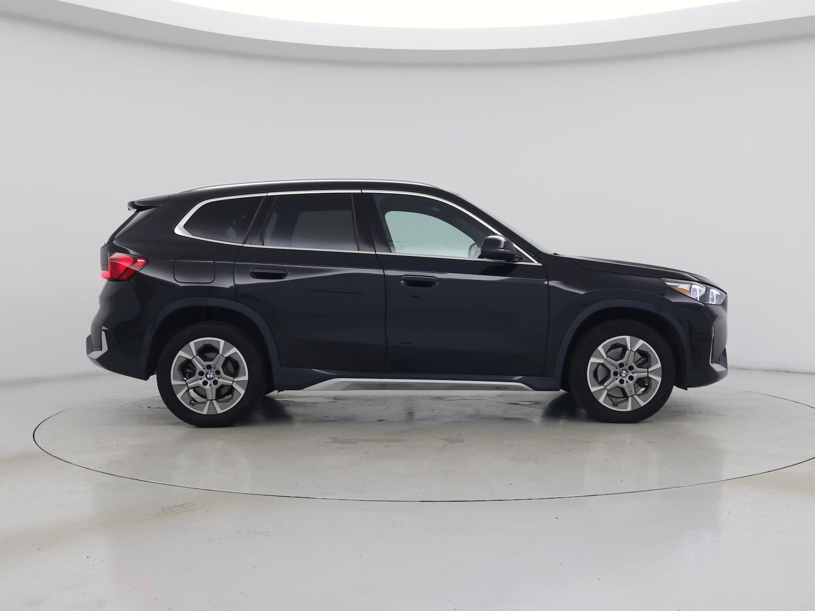2026 BMW X1 28i - Photo 8