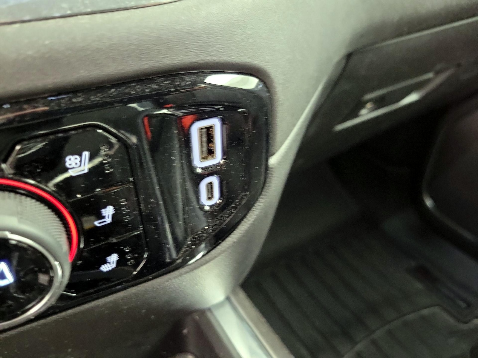 2024 Chevrolet Silverado 1500 LTZ - Photo 19