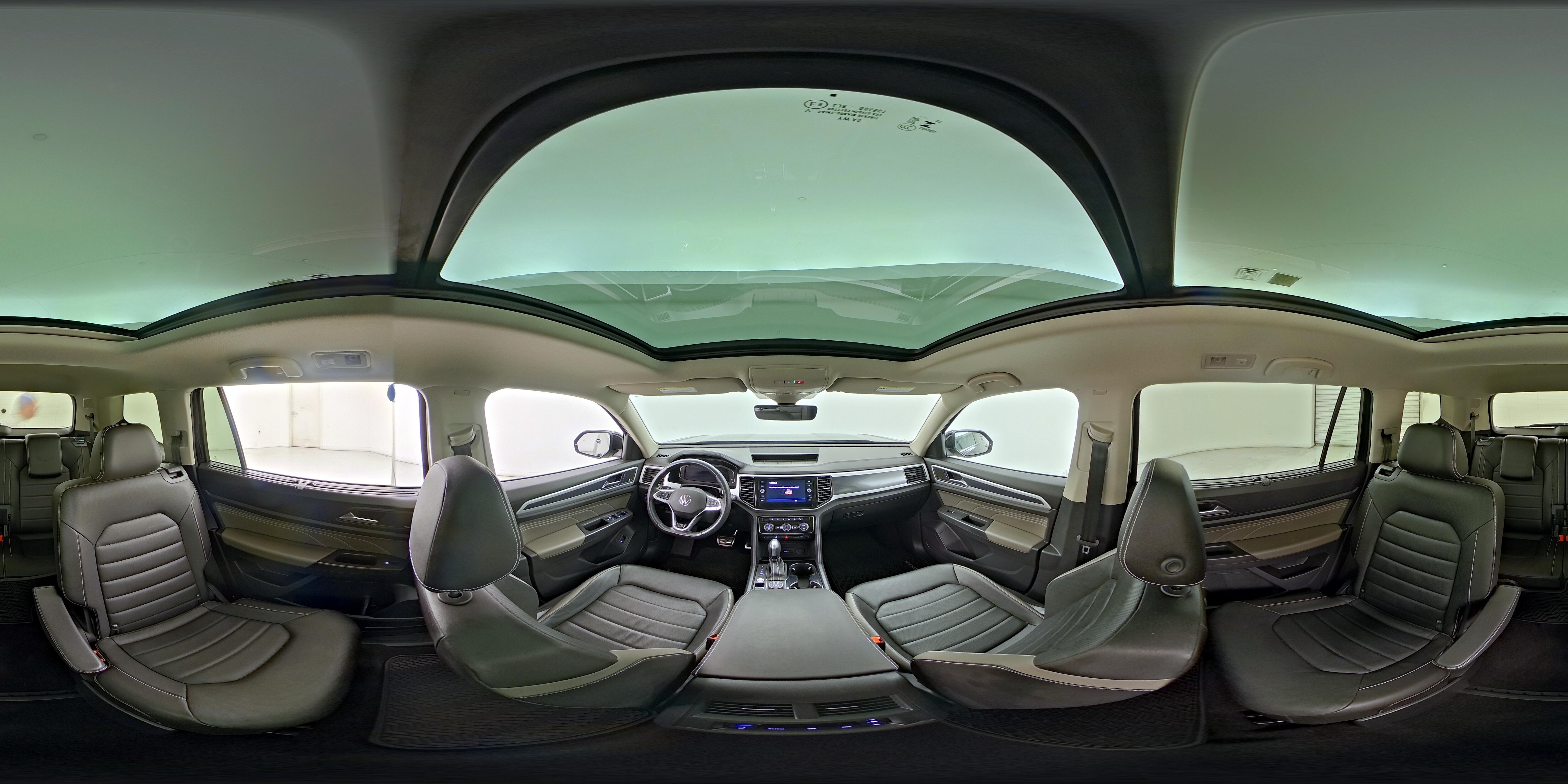 2023 Volkswagen Atlas SEL Premium R-Line - Photo 26