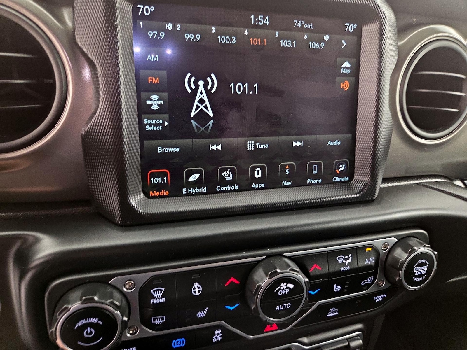 2023 Jeep Wrangler 4xe Willys 4XE - Photo 17