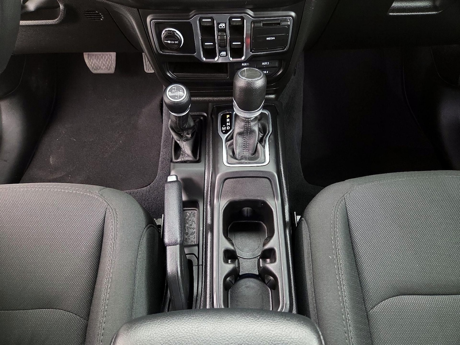 2023 Jeep Wrangler 4xe Willys 4XE - Photo 19