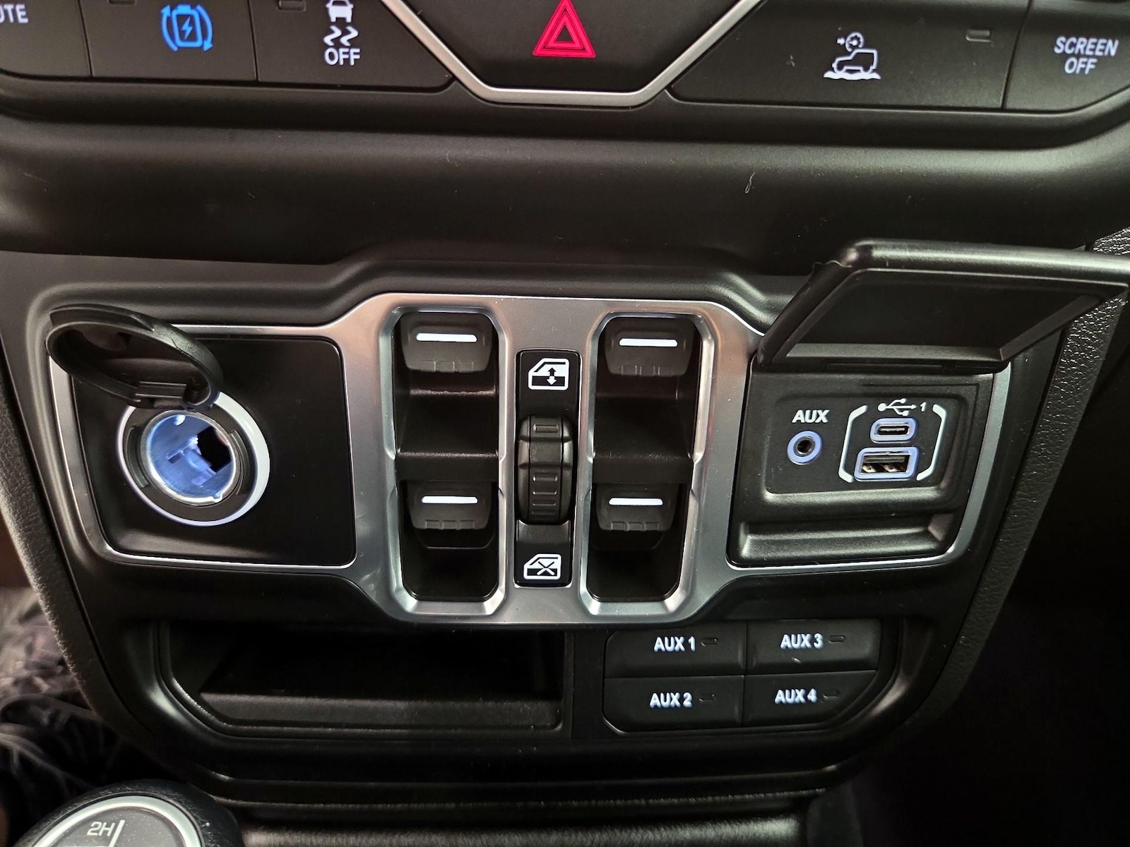 2023 Jeep Wrangler 4xe Willys 4XE - Photo 20