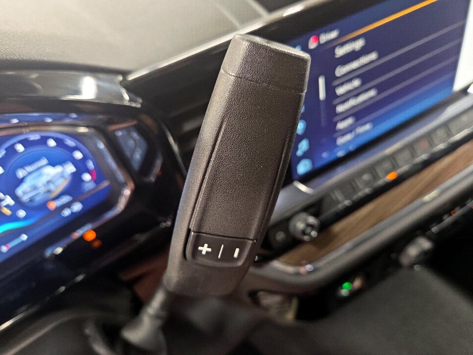 2023 Chevrolet Silverado 1500 LT - Photo 18