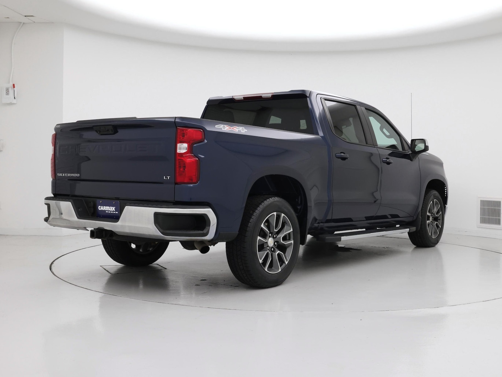 2023 Chevrolet Silverado 1500 LT - Photo 9