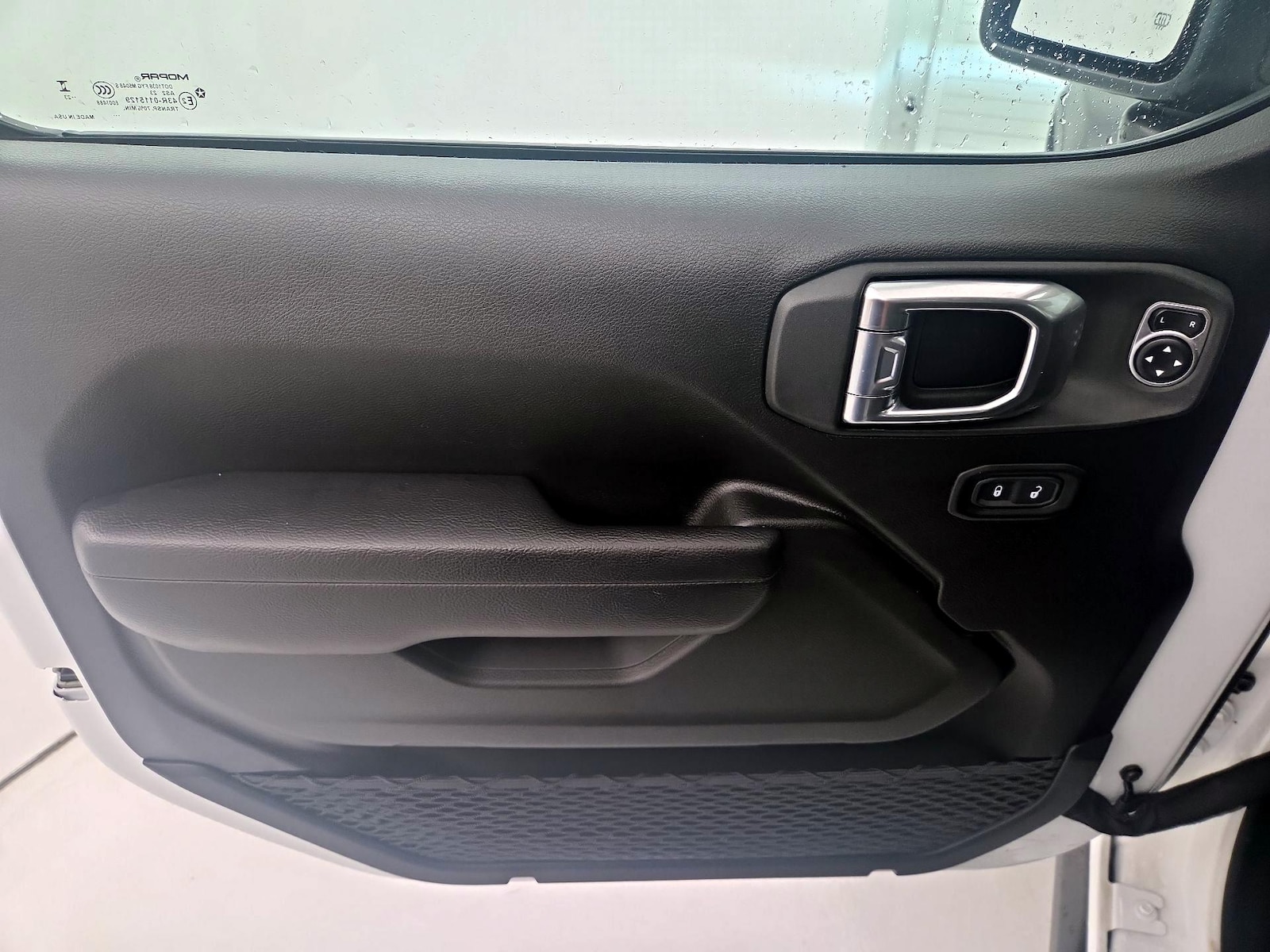 2024 Jeep Wrangler 4xe Willys 4XE - Photo 13