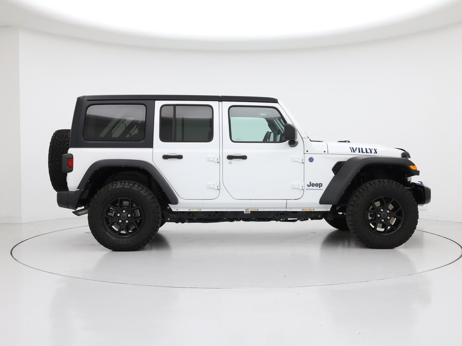 2024 Jeep Wrangler 4xe Willys 4XE - Photo 8