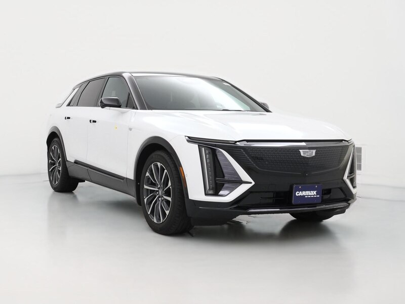 2024 Cadillac LYRIQ Sport 2