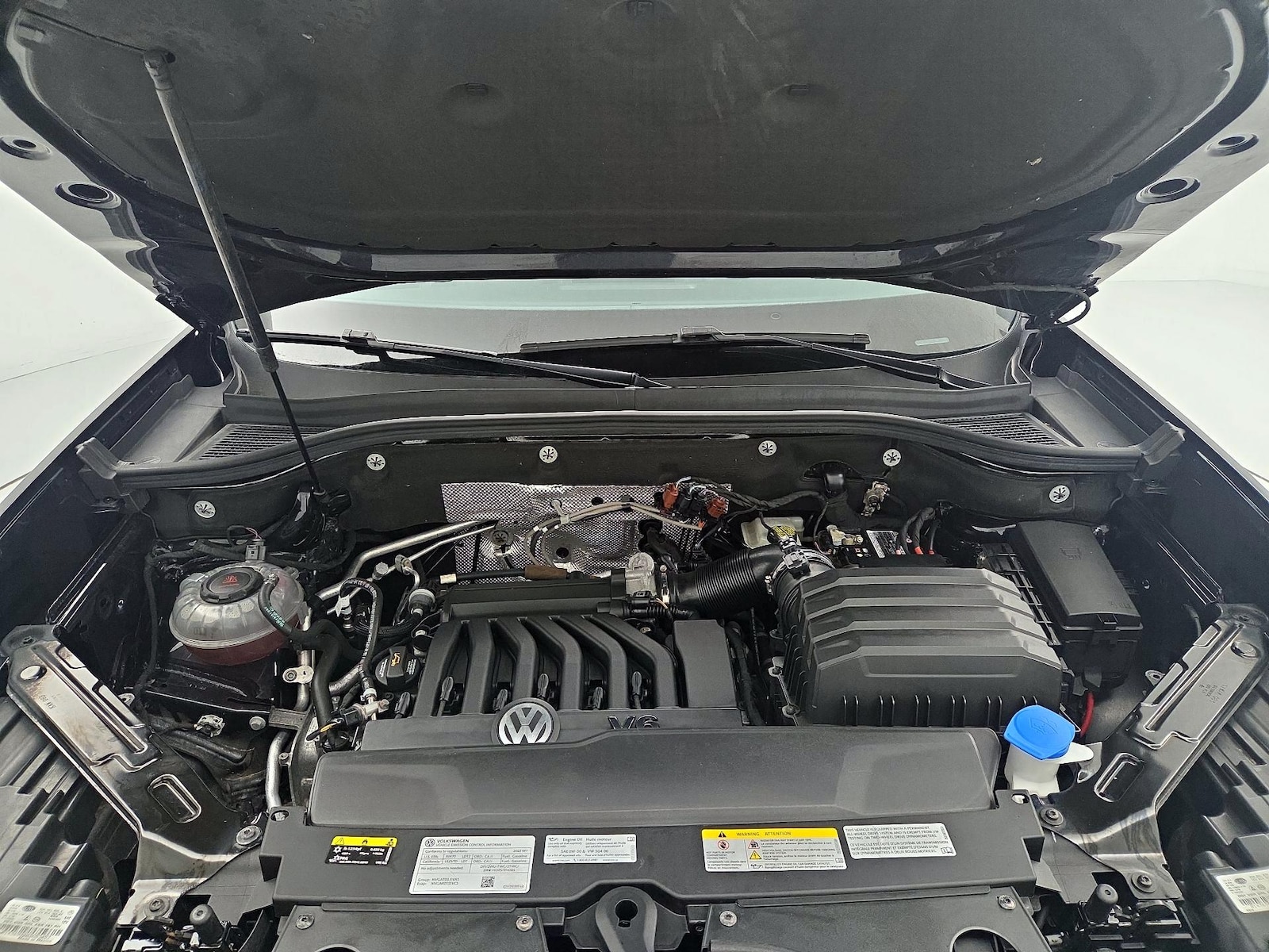 2022 Volkswagen Atlas SE w/Tech - Photo 24