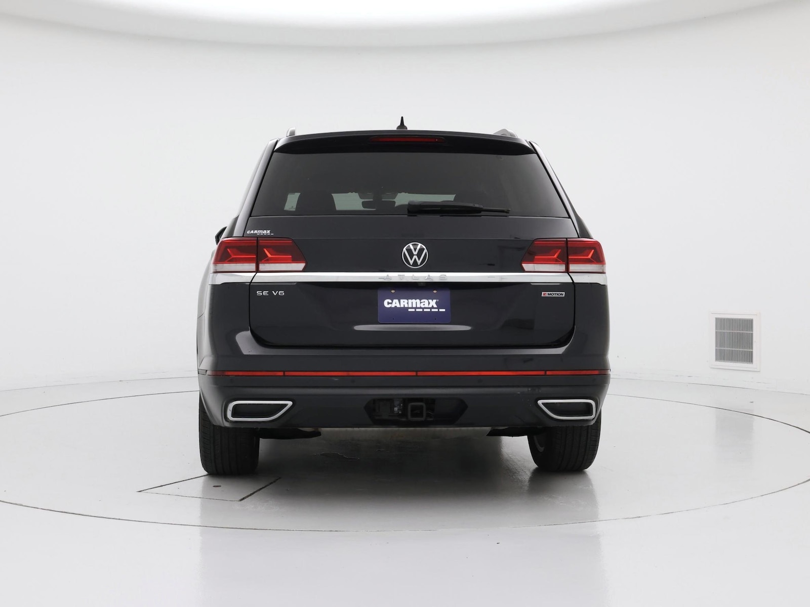 2022 Volkswagen Atlas SE w/Tech - Photo 7