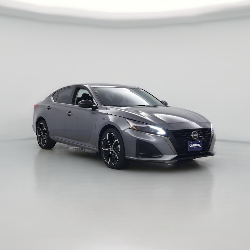 2024 Nissan Altima SR