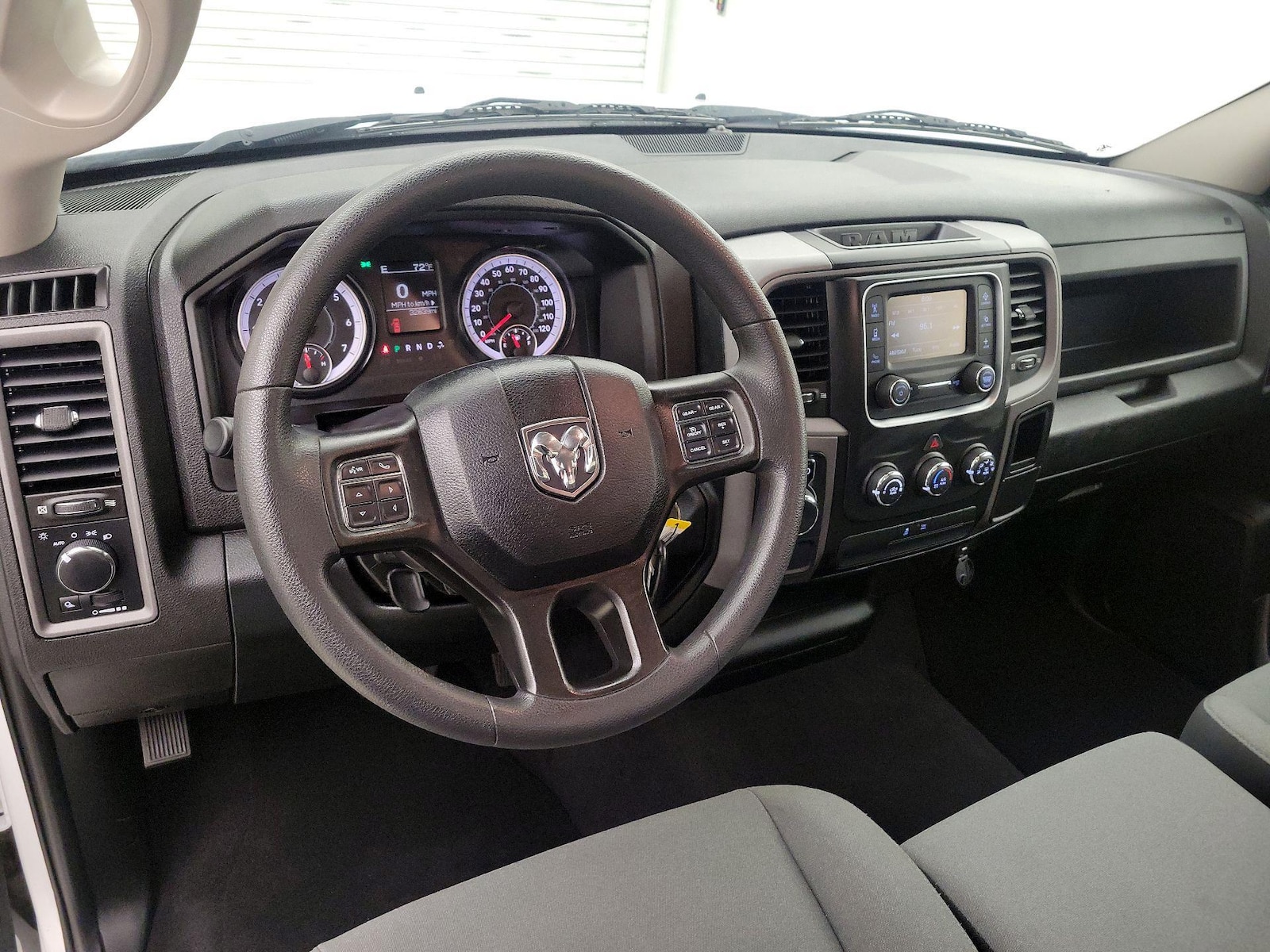 2022 RAM Ram 1500 Classic Tradesman - Photo 10