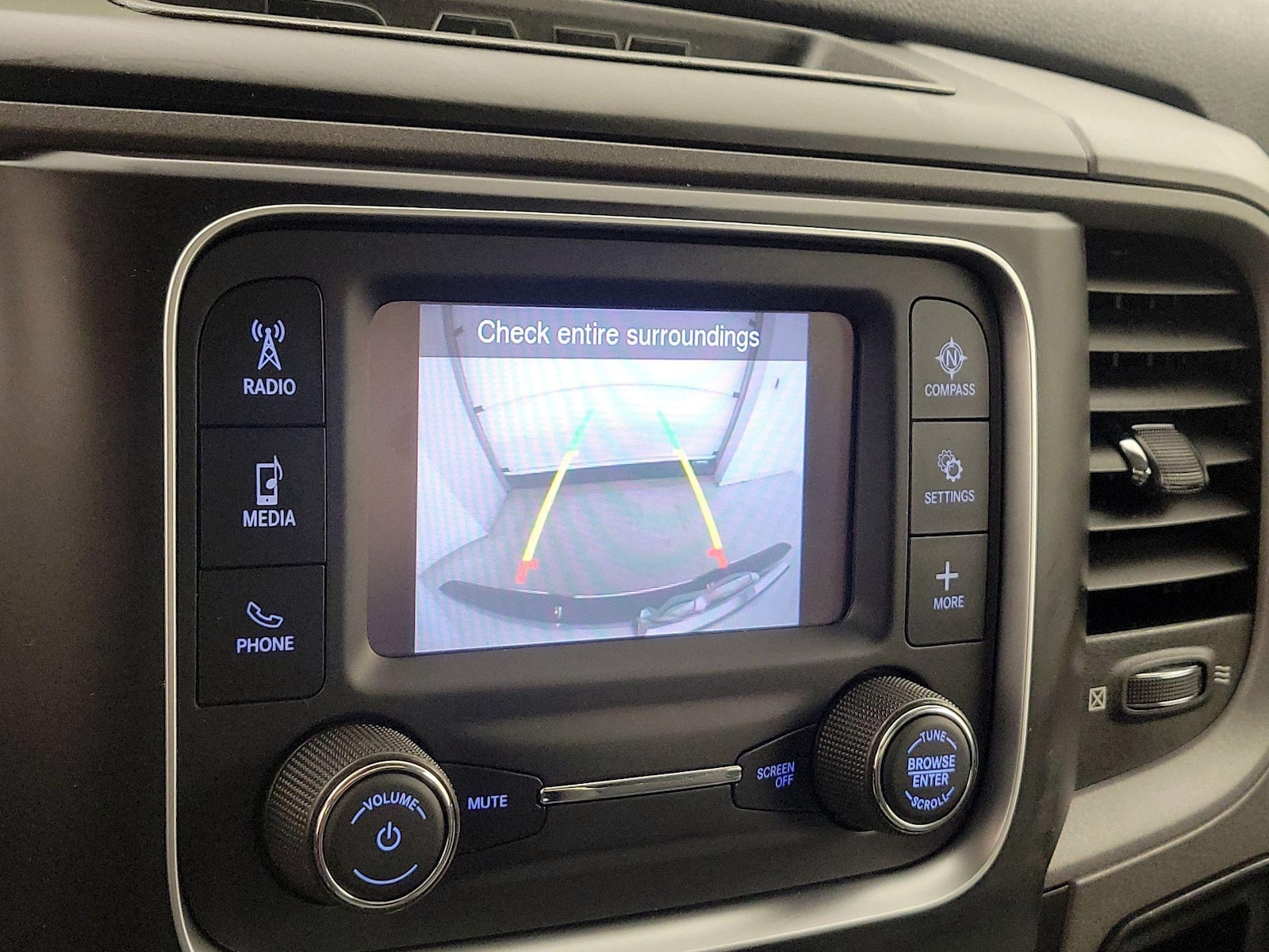 2022 RAM Ram 1500 Classic Tradesman - Photo 15