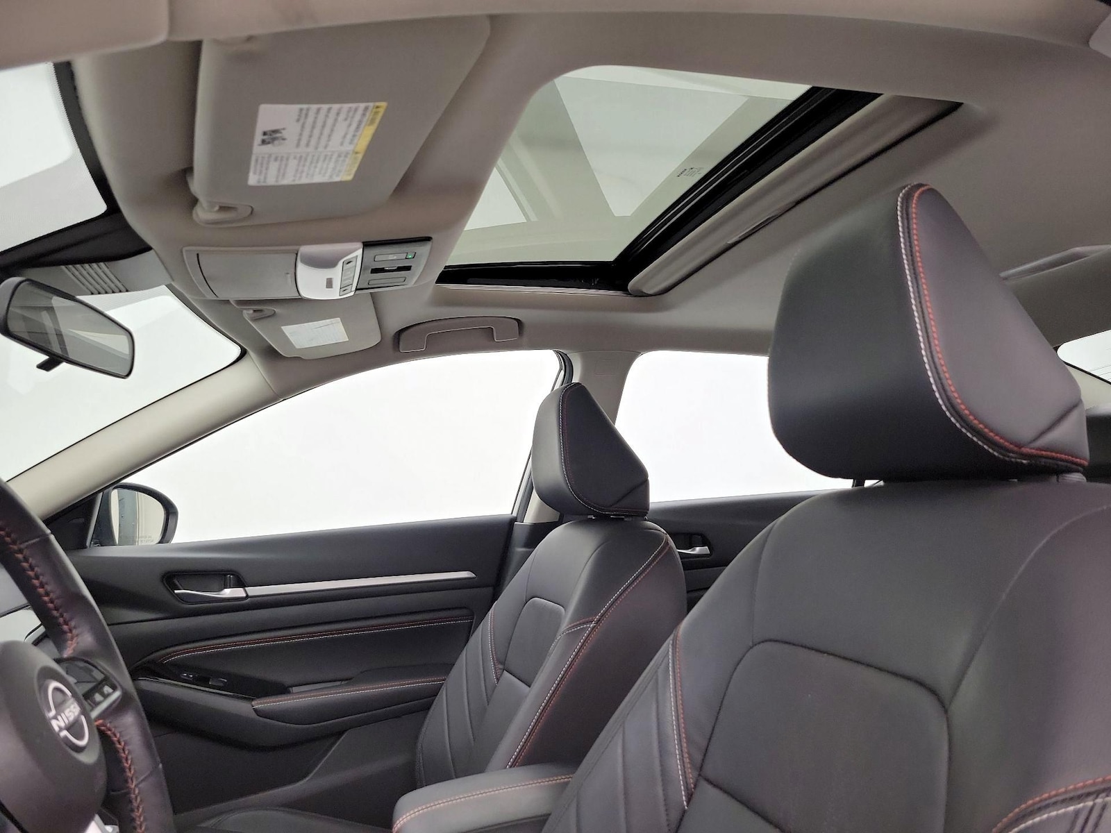 Sunroof(s) & Overhead Airbags