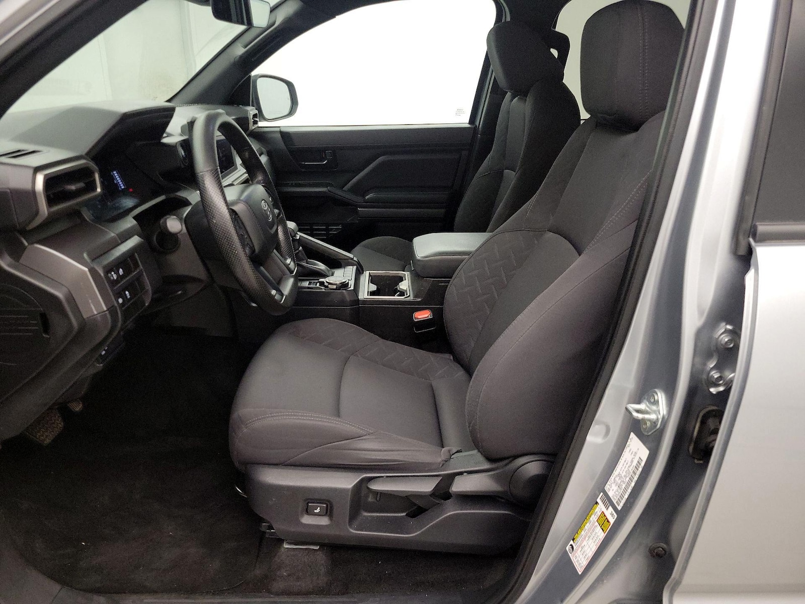2024 Toyota Tacoma SR5 - Photo 12