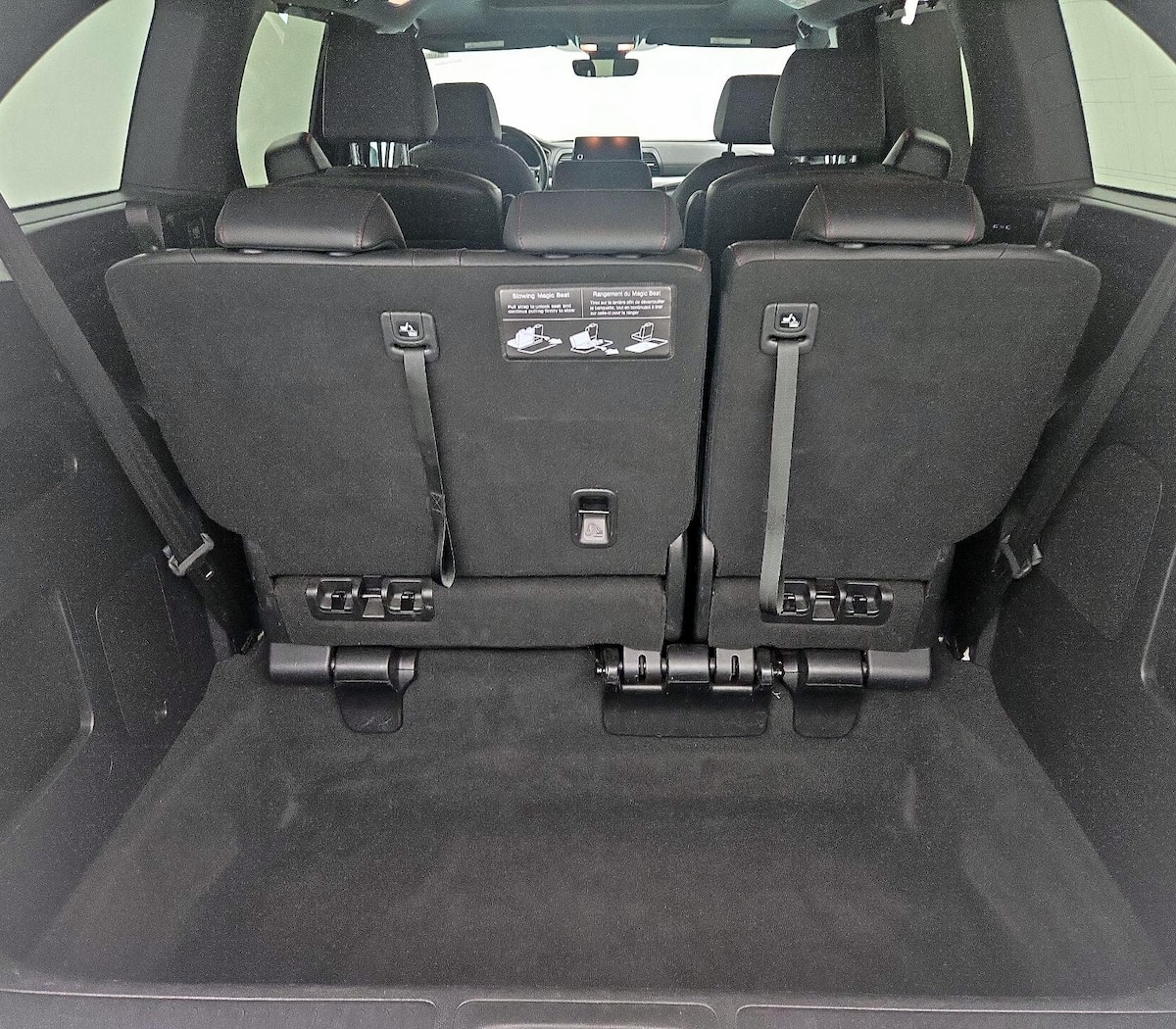Trunk/Cargo (Seats Up)