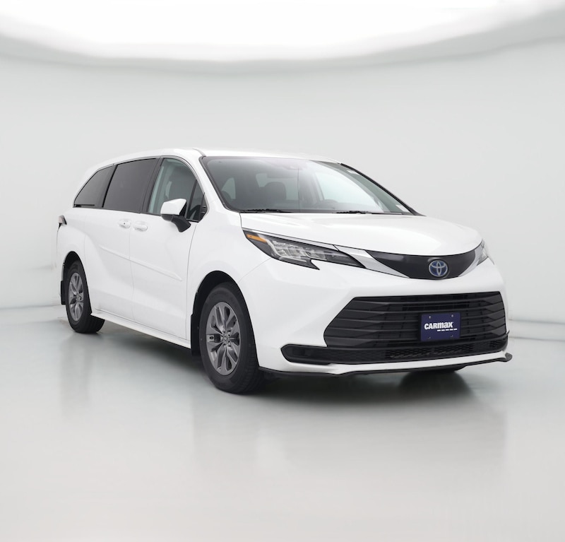 2023 Toyota Sienna Hybrid LE
