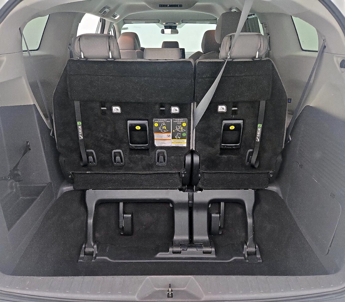 Trunk/Cargo (Seats Up)