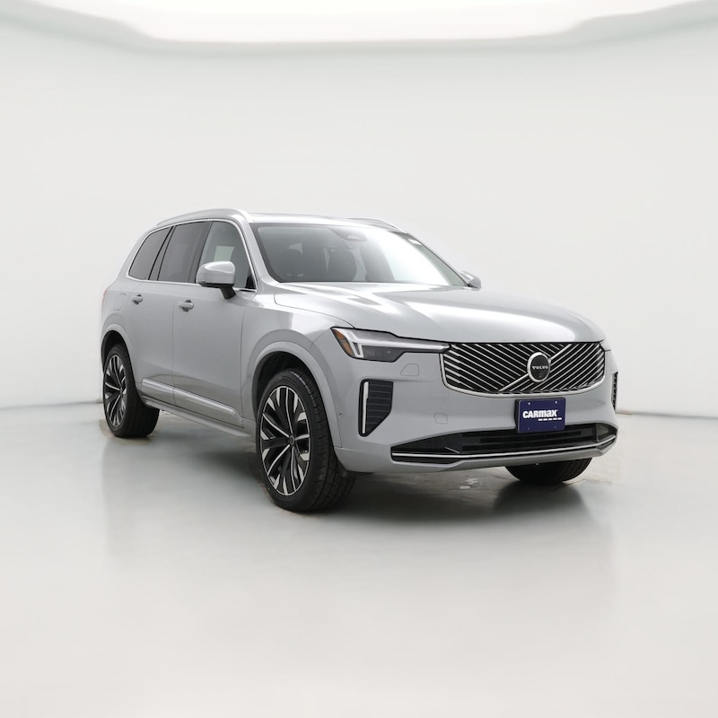 2025 Volvo XC90 B6 Plus