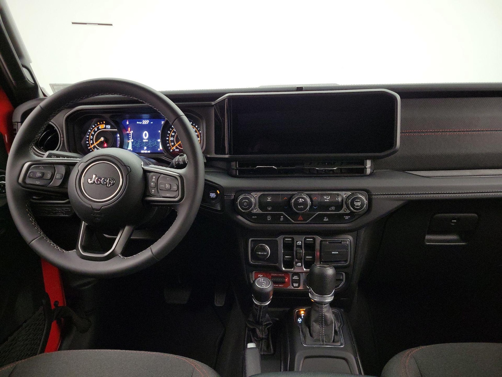 2025 Jeep Wrangler 4-Door Rubicon - Photo 10