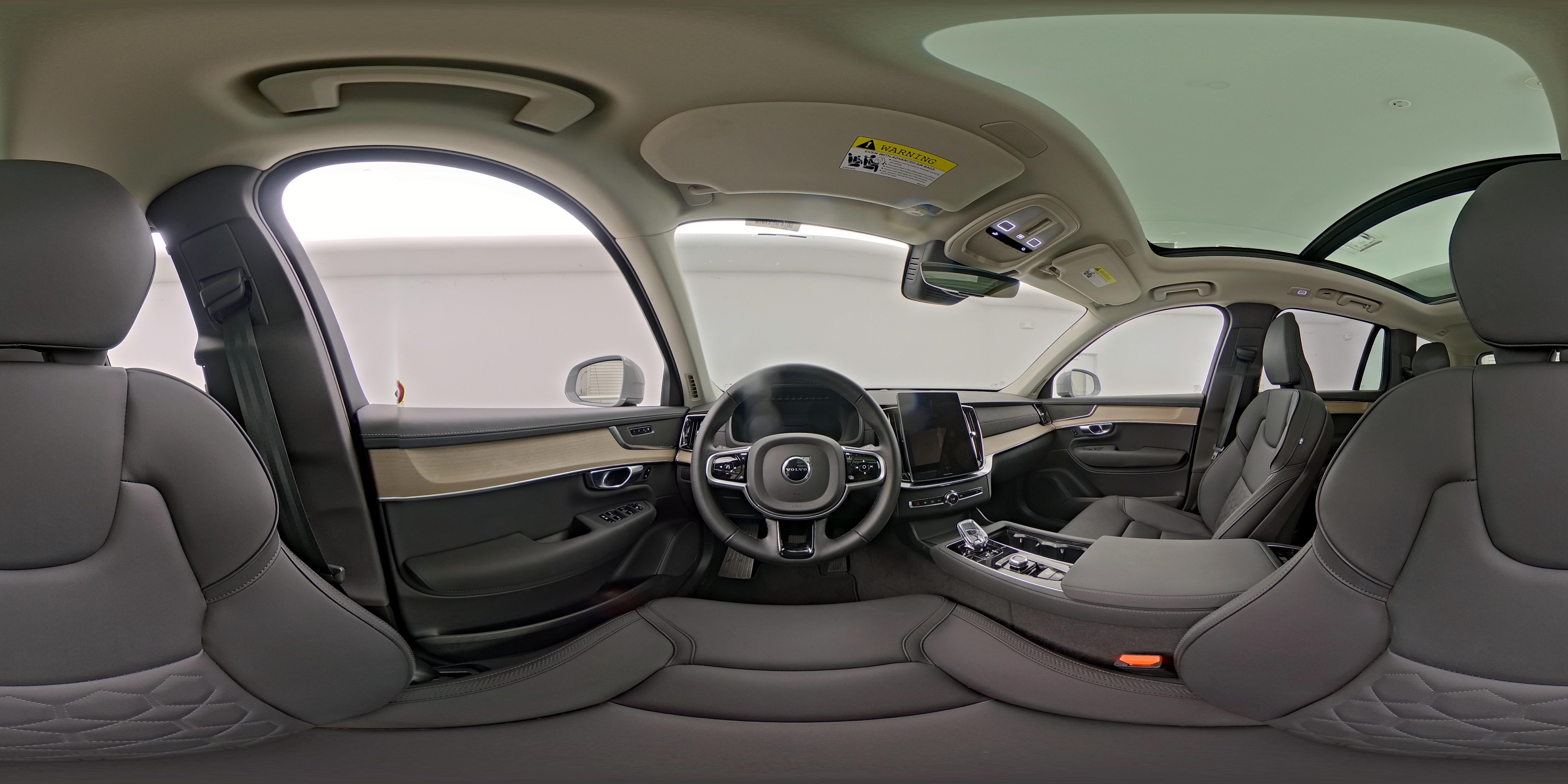 2025 Volvo XC90 Plus - Photo 29