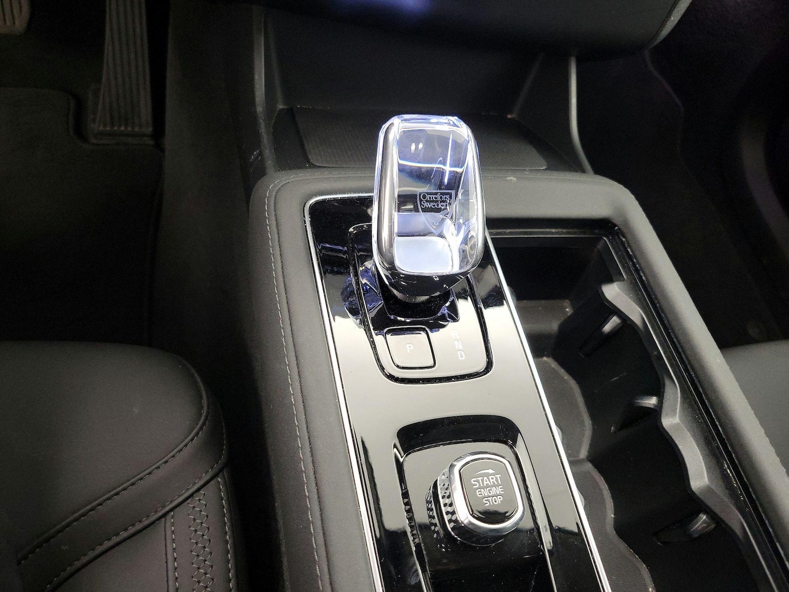 2025 Volvo XC90 Plus - Photo 19