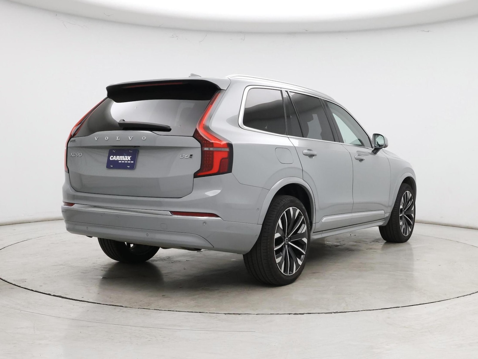 2025 Volvo XC90 Plus - Photo 9