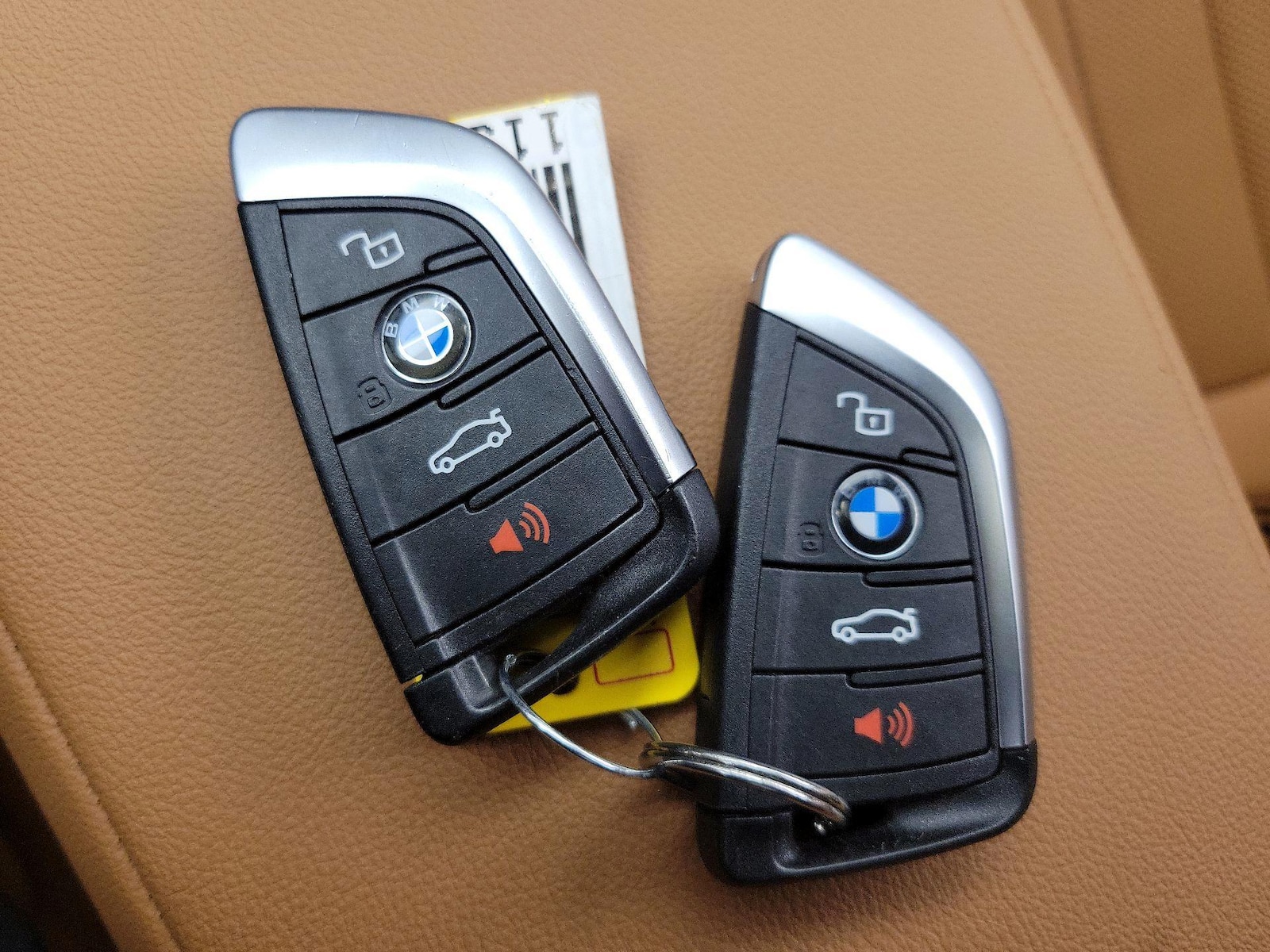 2025 BMW 3 Series 330i - Photo 25