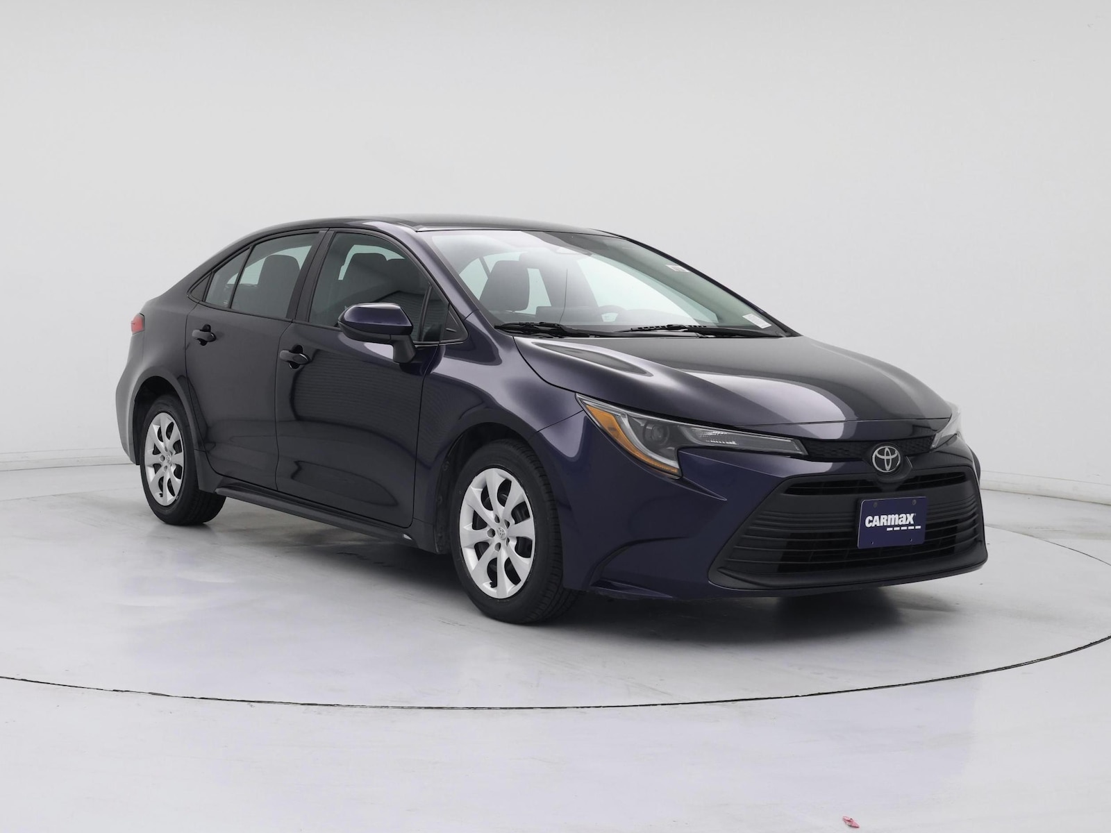 2024 Toyota Corolla LE - Photo 2