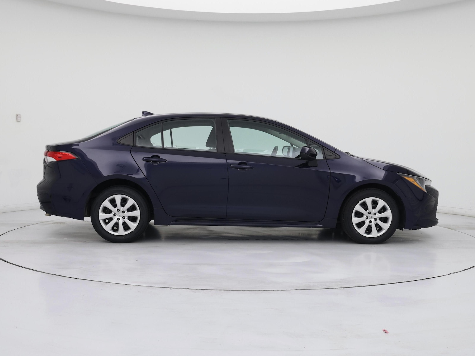 2024 Toyota Corolla LE - Photo 8