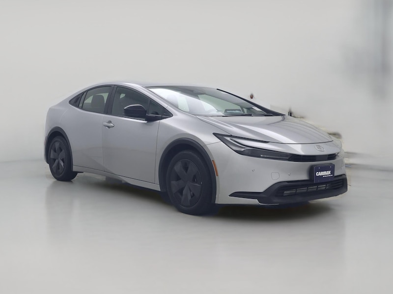2025 Toyota Prius LE