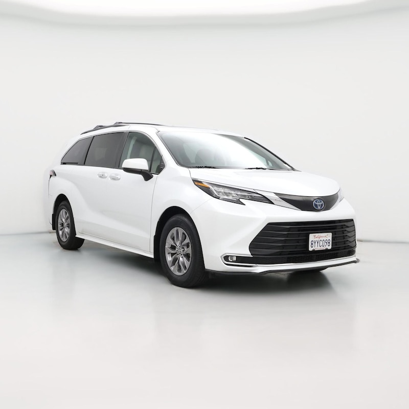 2022 Toyota Sienna Hybrid XLE