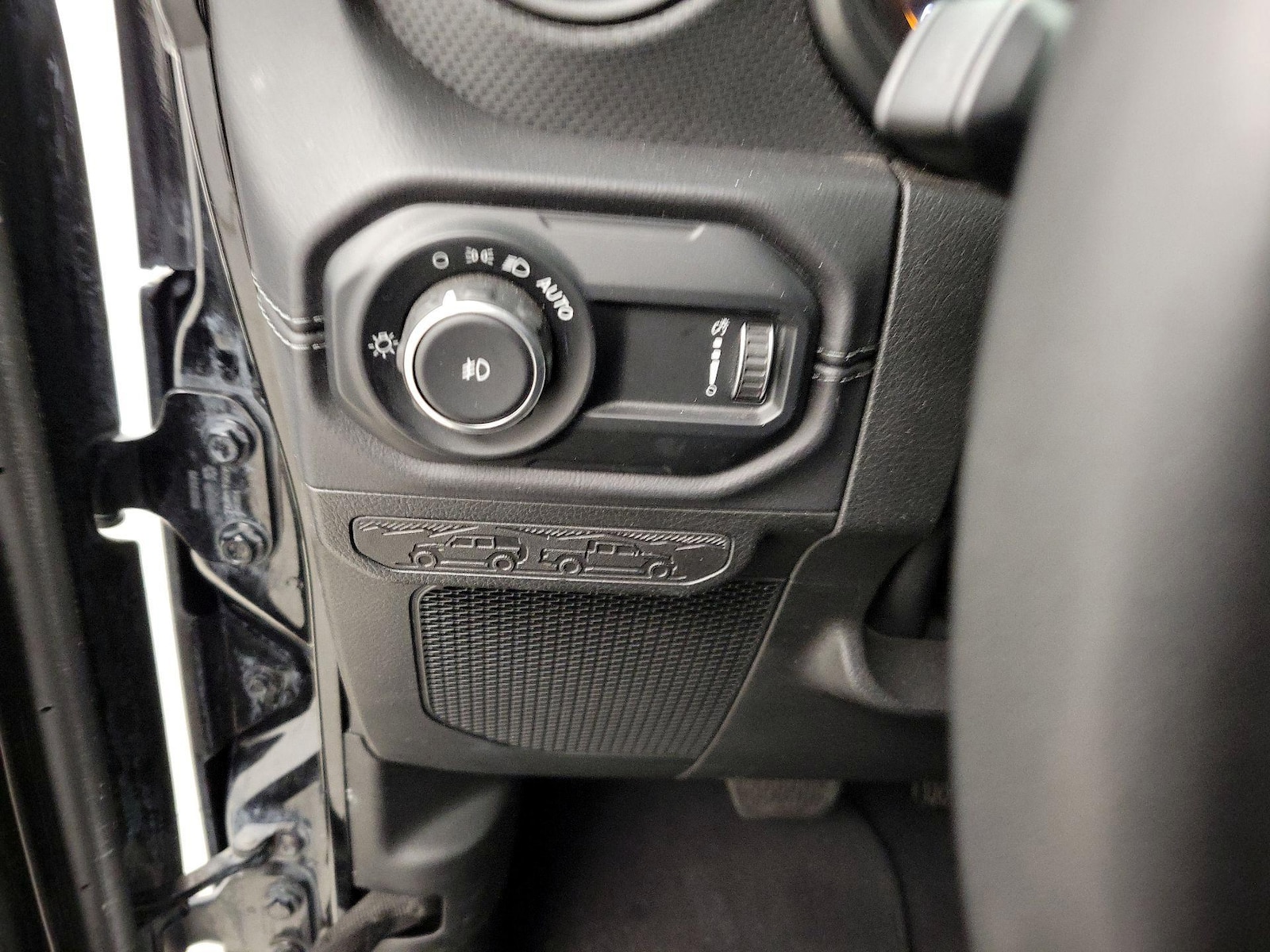 2025 Jeep Wrangler 4-Door Rubicon - Photo 14