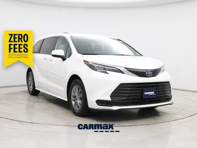 White 2024 Toyota Sienna Minivan All-Wheel Drive Automatic