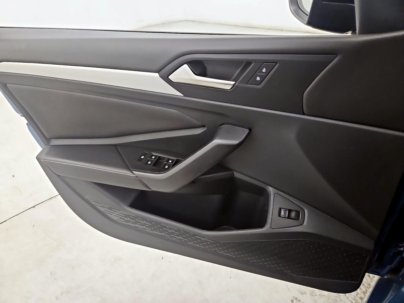 2025 Volkswagen Jetta Sport - Photo 13