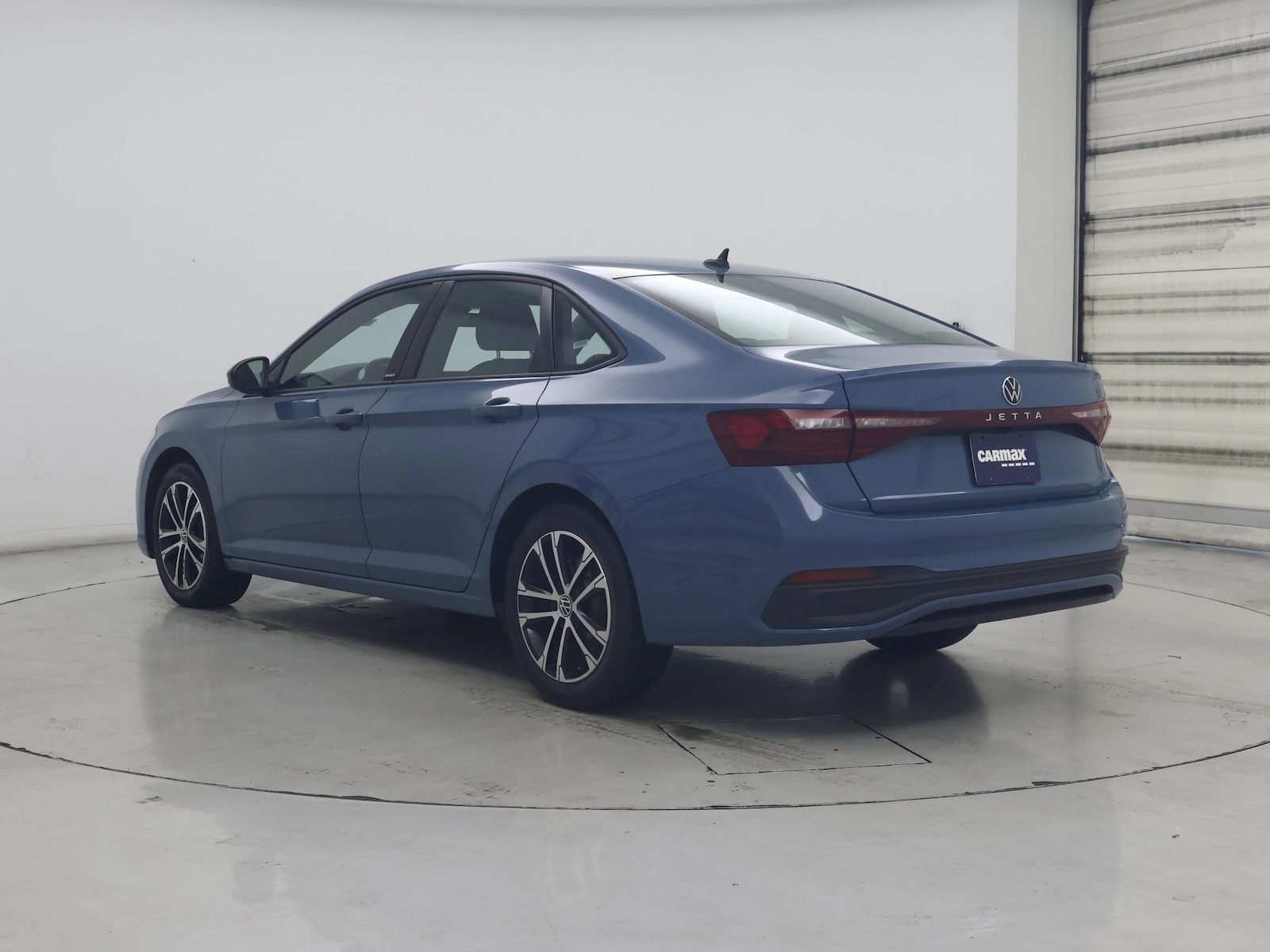 2025 Volkswagen Jetta Sport - Photo 3