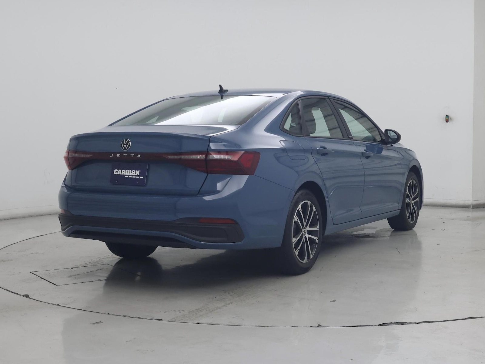 2025 Volkswagen Jetta Sport - Photo 9