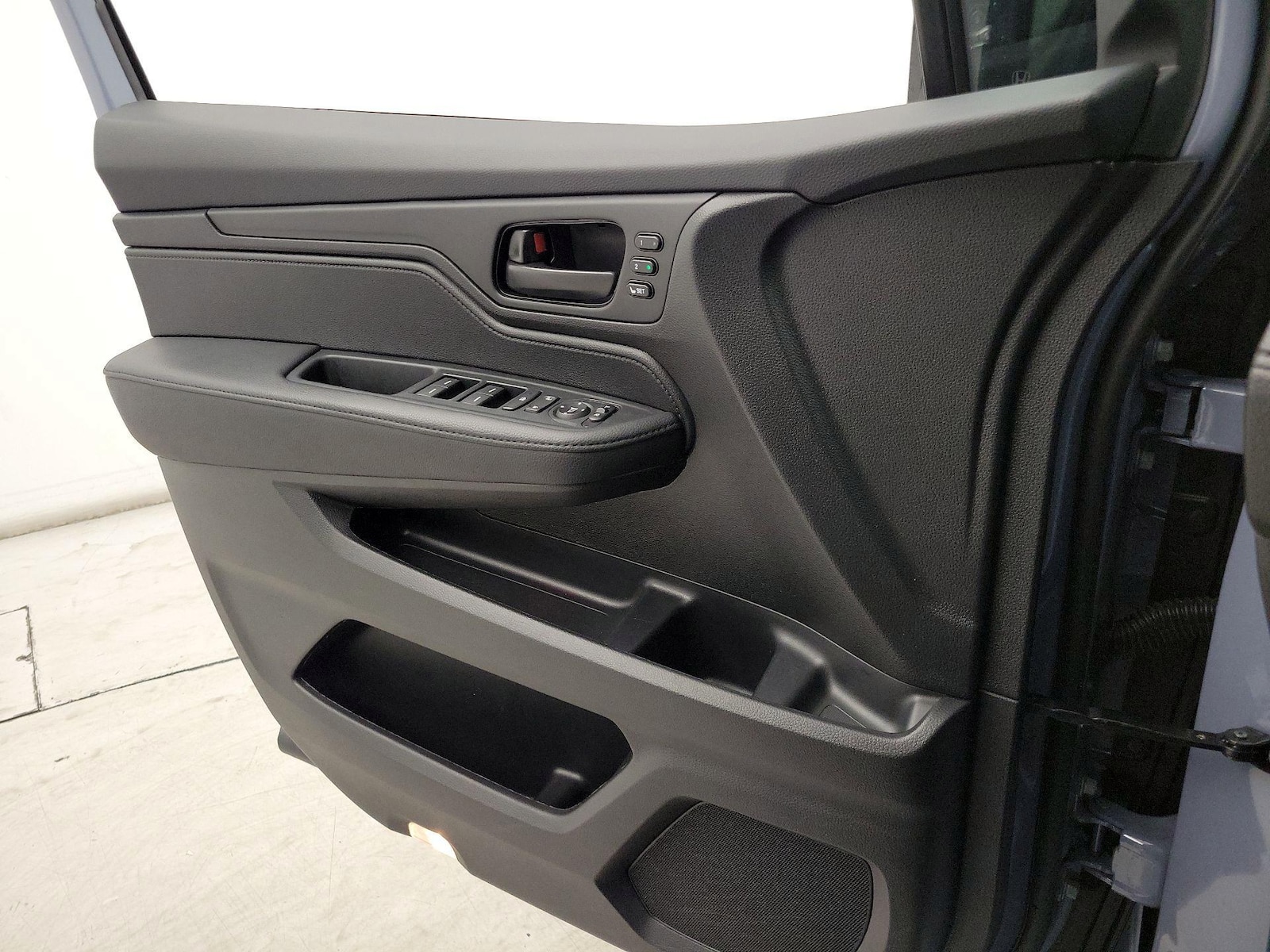 2025 Honda Odyssey Sport L - Photo 13