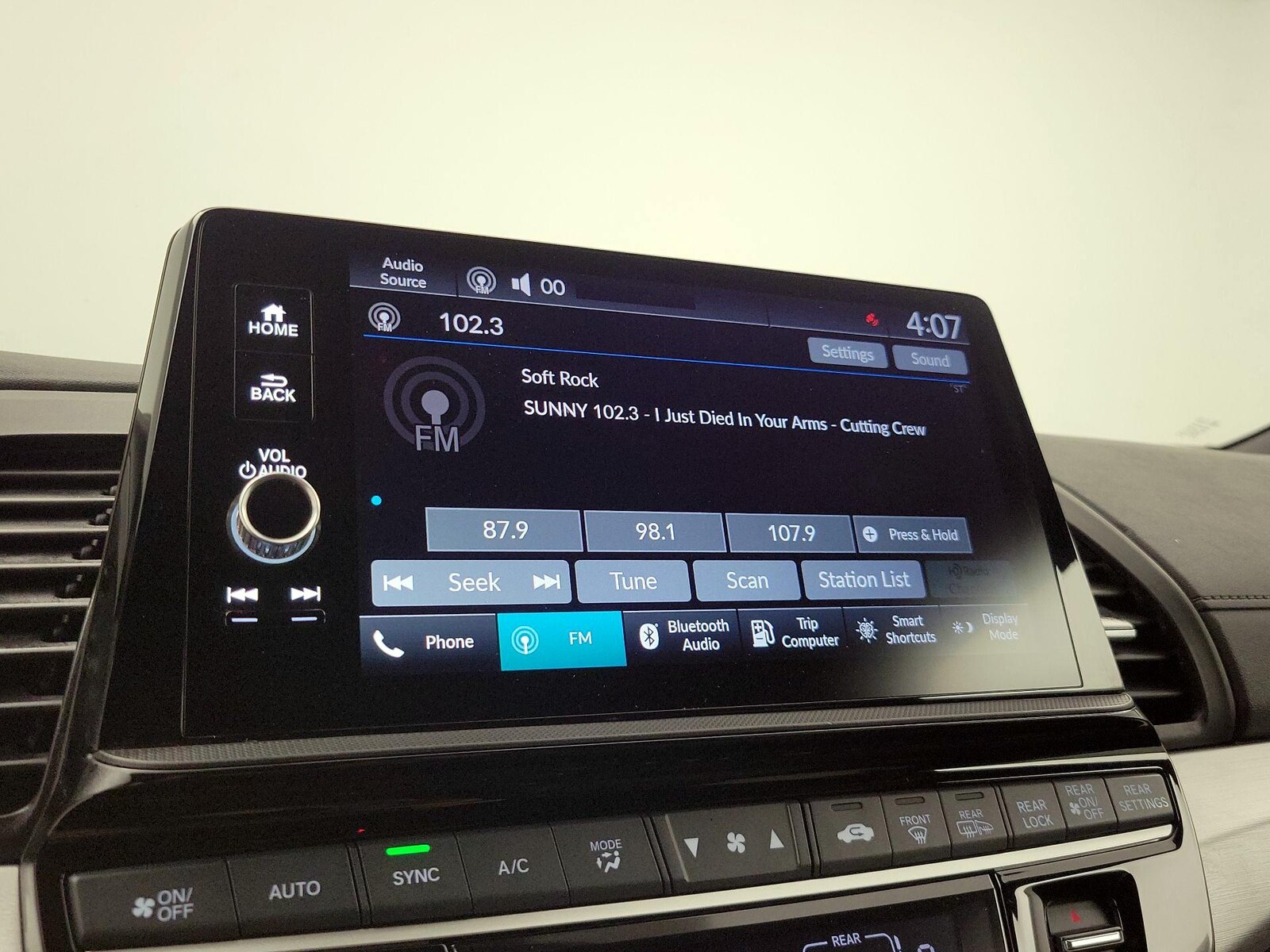 2025 Honda Odyssey Sport L - Photo 16