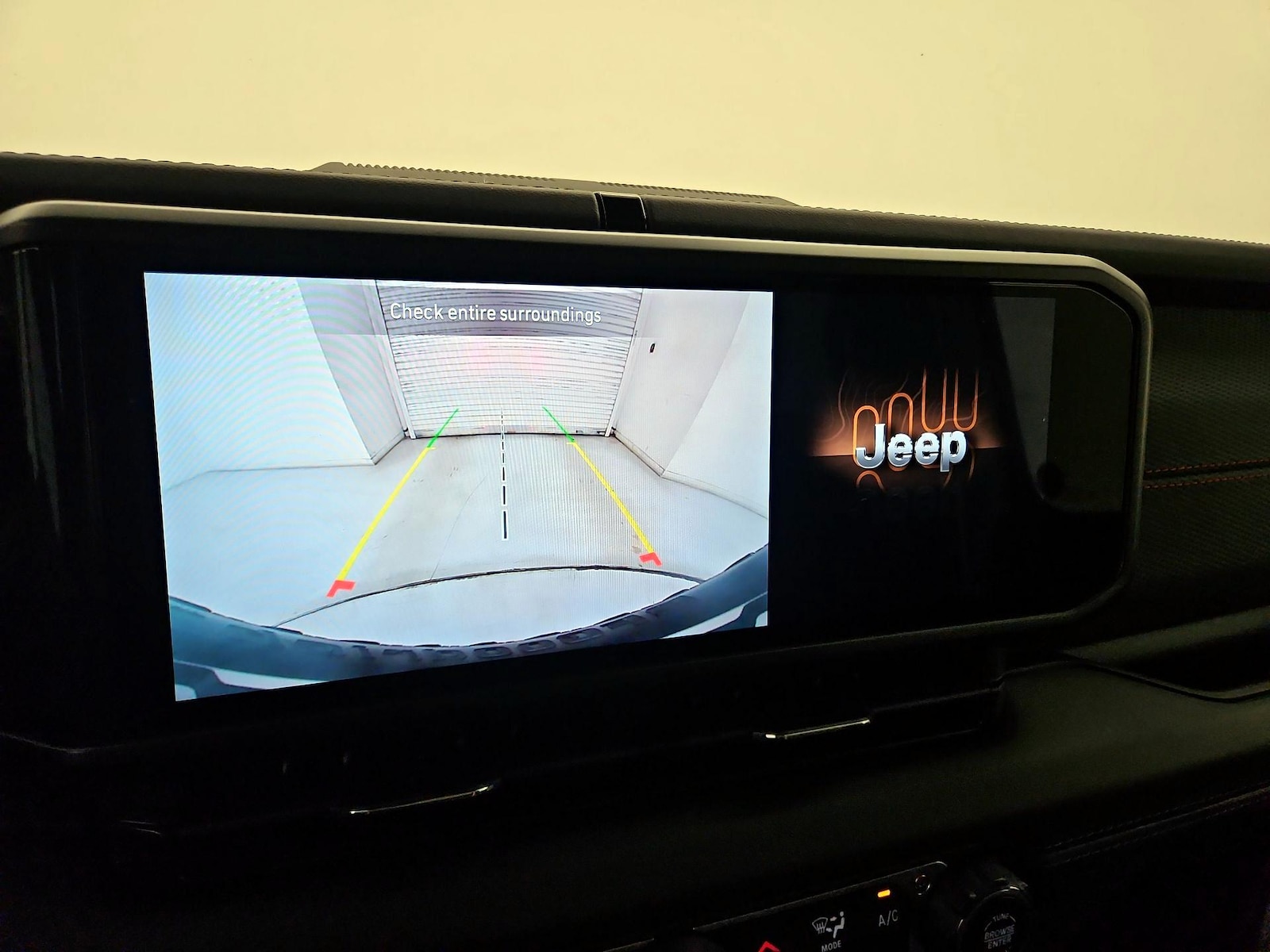 2025 Jeep Wrangler 4-Door Rubicon - Photo 15