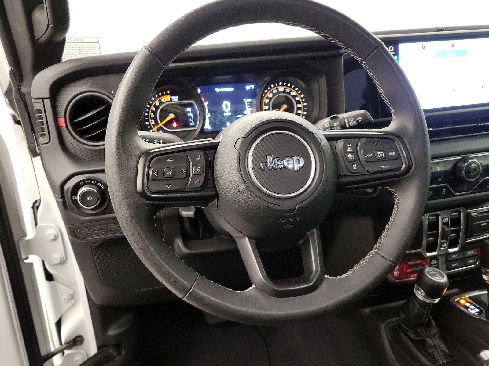 2025 Jeep Wrangler 4-Door Rubicon - Photo 11