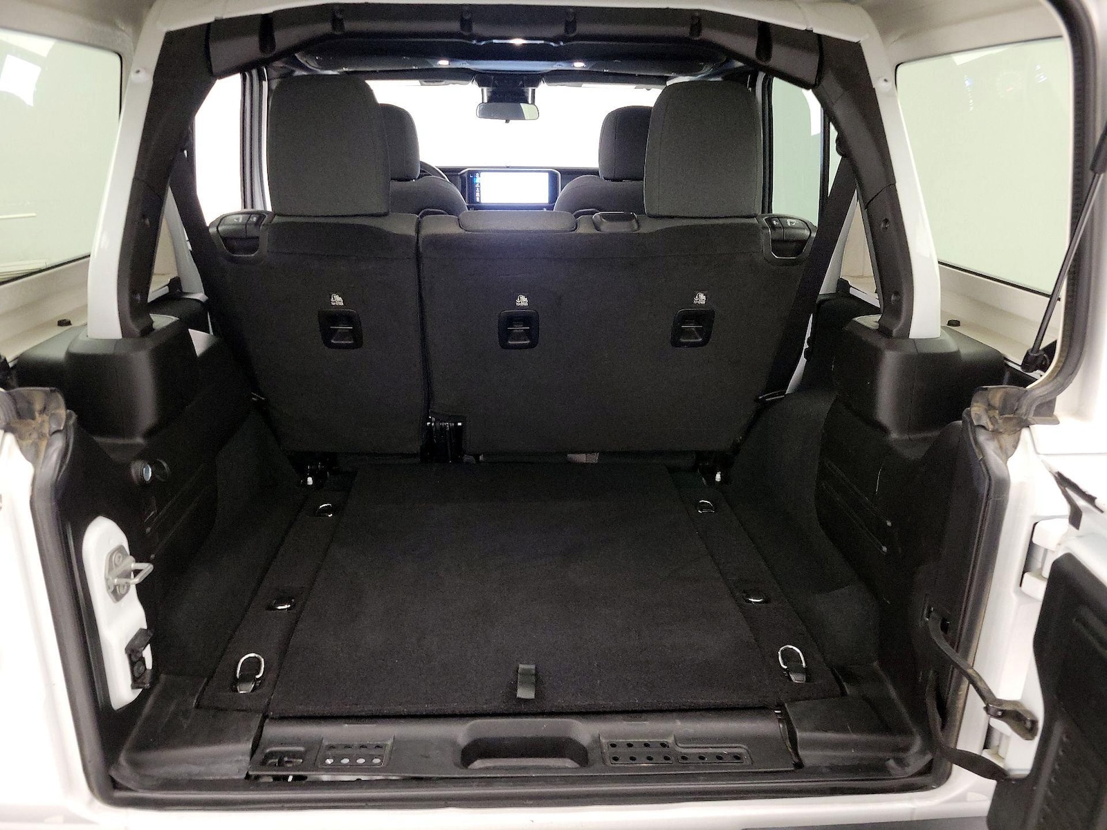2025 Jeep Wrangler 4-Door Rubicon - Photo 21