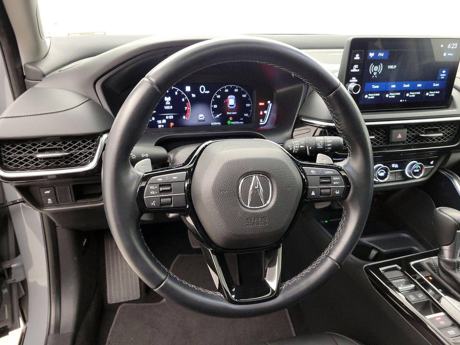 2025 Acura ADX Base - Photo 11
