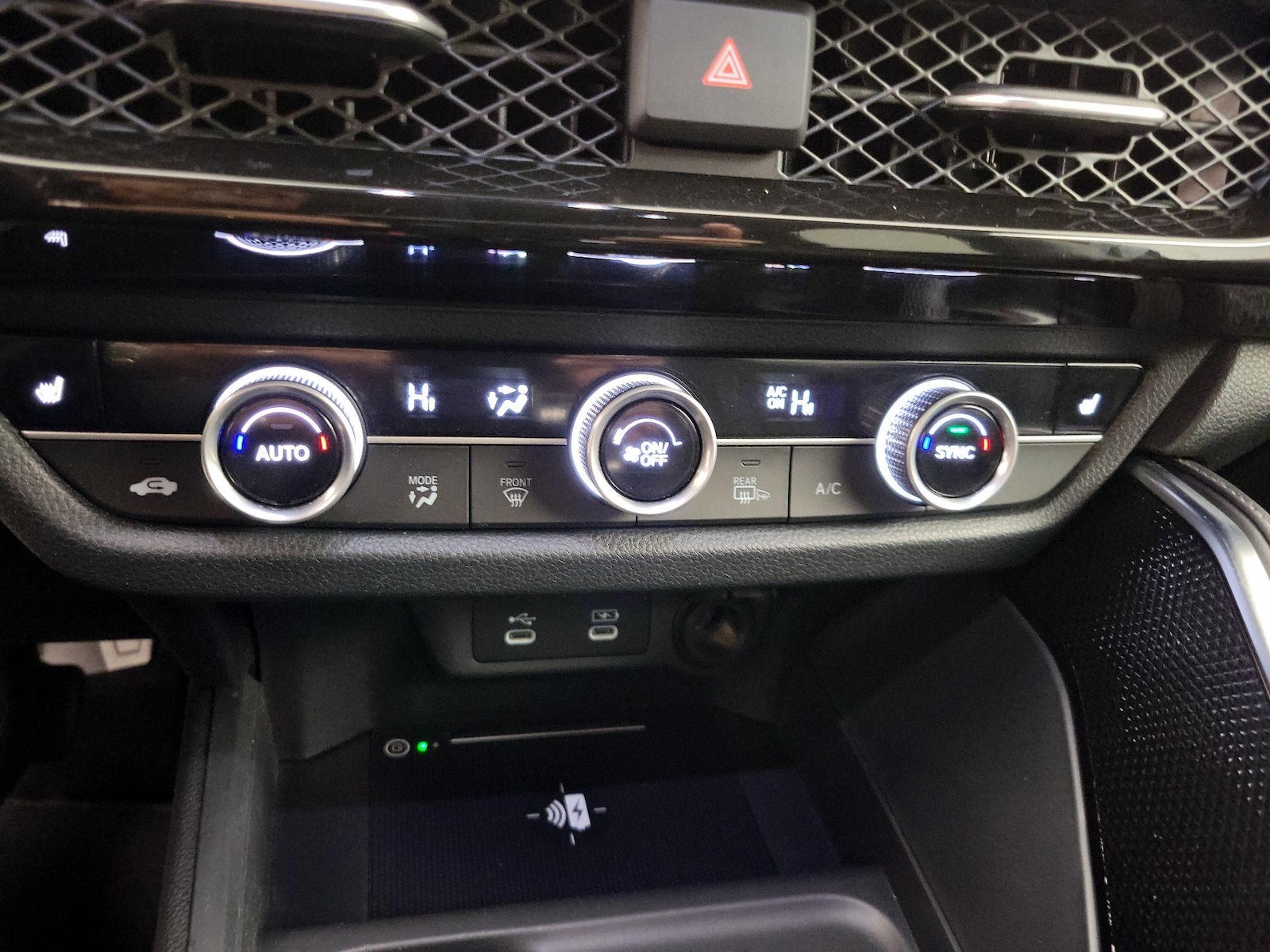 2025 Acura ADX Base - Photo 18