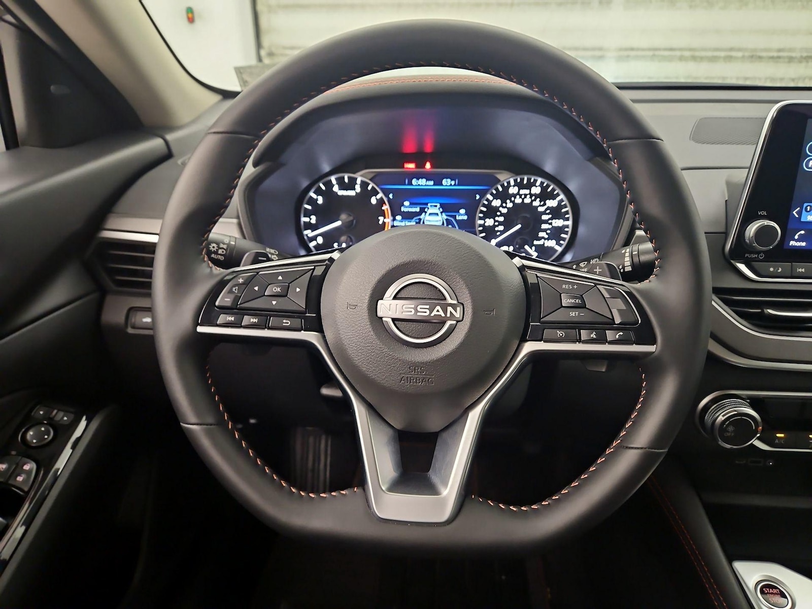 2025 Nissan Altima SR - Photo 11